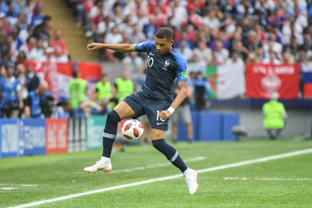 场上取得一 场上取得一