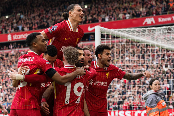 他顯赫的 他顯赫的